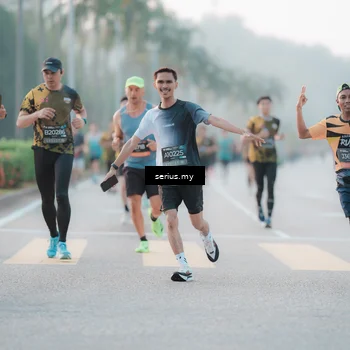 Runner Photo 6355765
