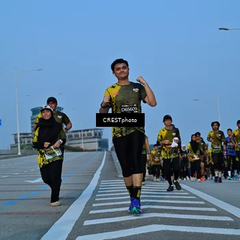 Runner Photo 6355774
