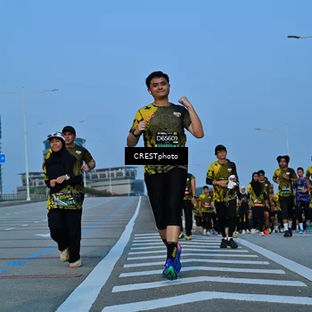 Runner Photo 6355775