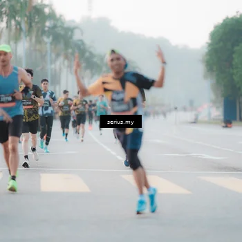 Runner Photo 6355786
