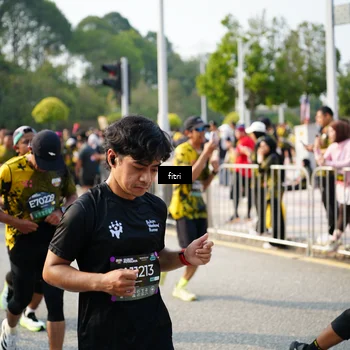Runner Photo 6355800