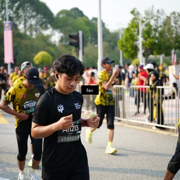 Runner Photo 6355815