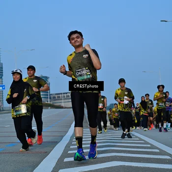 Runner Photo 6355818