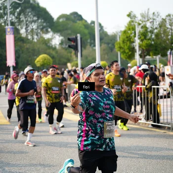 Runner Photo 6355836