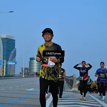 Runner Photo 6355838