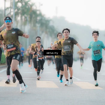 Runner Photo 6355845