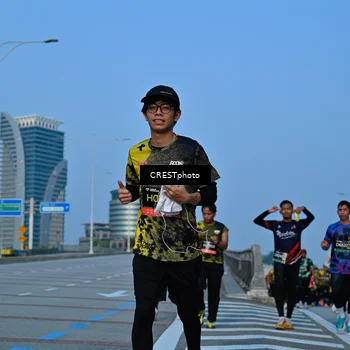 Runner Photo 6355856
