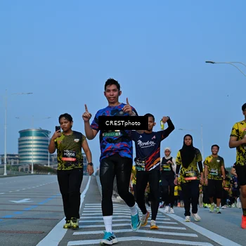 Runner Photo 6355865