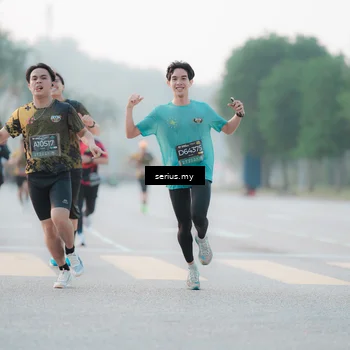 Runner Photo 6355870