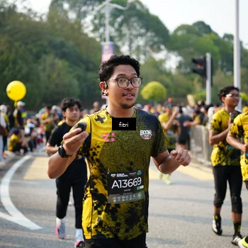 Runner Photo 6355873