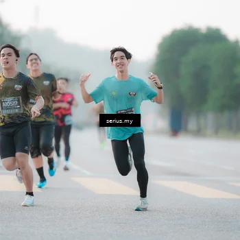 Runner Photo 6355886