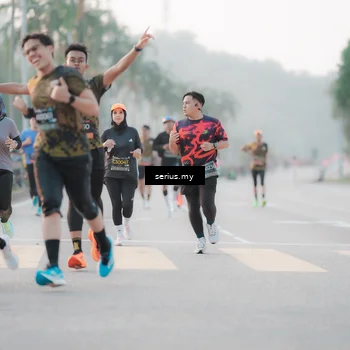 Runner Photo 6355898