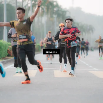 Runner Photo 6355918