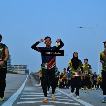 Runner Photo 6355925