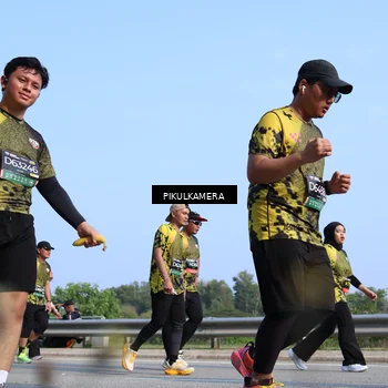 Runner Photo 6355931