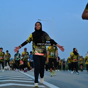 Runner Photo 6355987