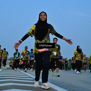 Runner Photo 6356004