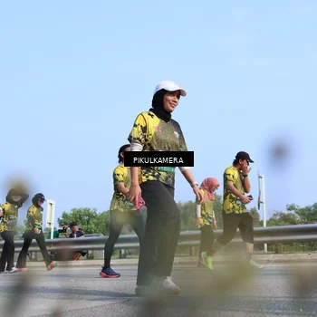 Runner Photo 6356010