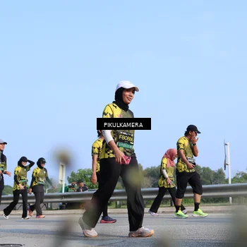 Runner Photo 6356014