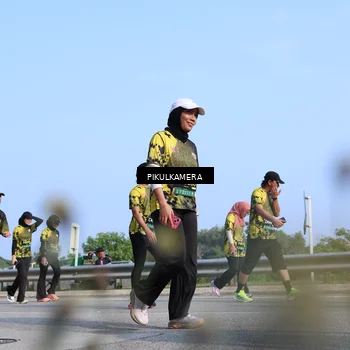 Runner Photo 6356020