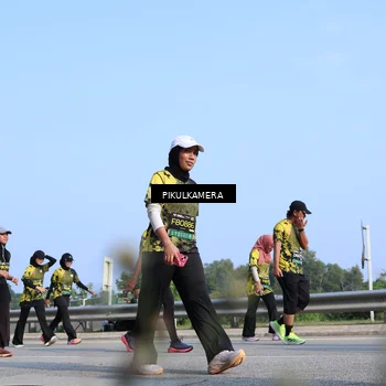 Runner Photo 6356029