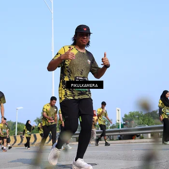 Runner Photo 6356059