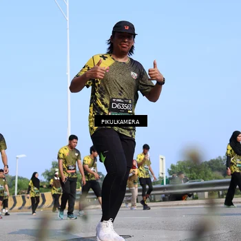 Runner Photo 6356061