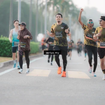 Runner Photo 6356062