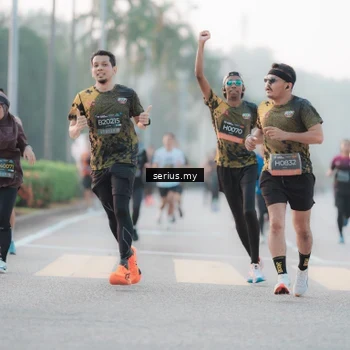 Runner Photo 6356072