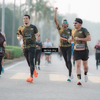 Runner Photo 6356075