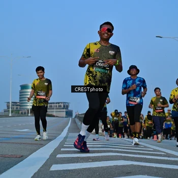 Runner Photo 6356083