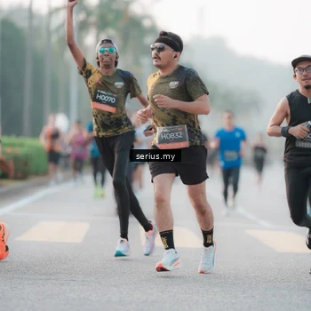 Runner Photo 6356086