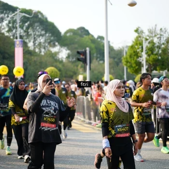 Runner Photo 6356089