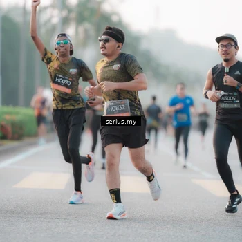 Runner Photo 6356090