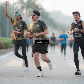 Runner Photo 6356095