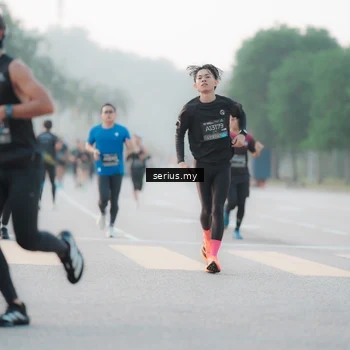 Runner Photo 6356098
