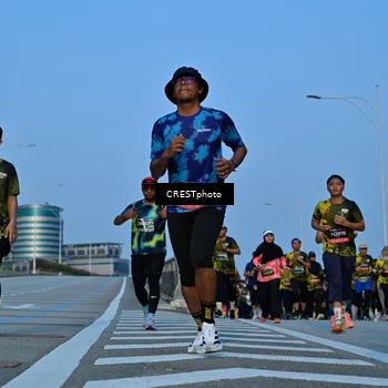 Runner Photo 6356111