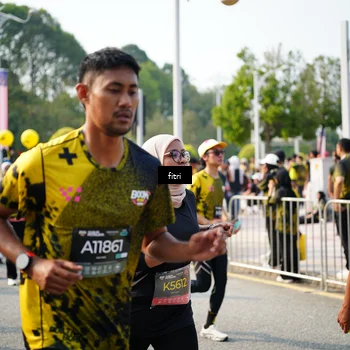 Runner Photo 6356116