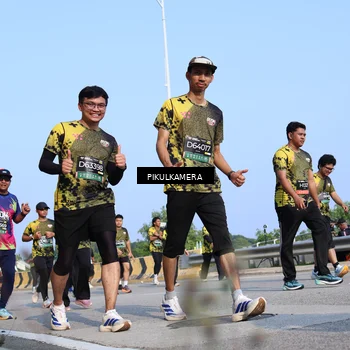 Runner Photo 6356121