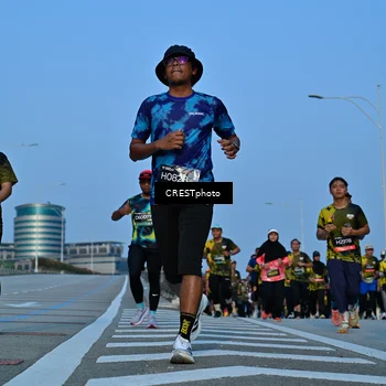 Runner Photo 6356135