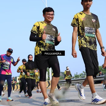 Runner Photo 6356145