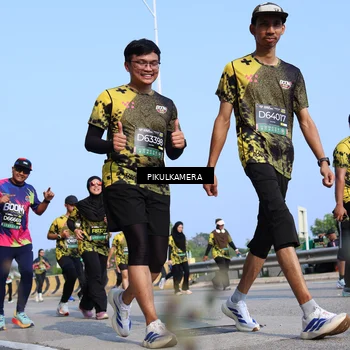 Runner Photo 6356147