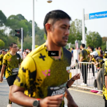 Runner Photo 6356156