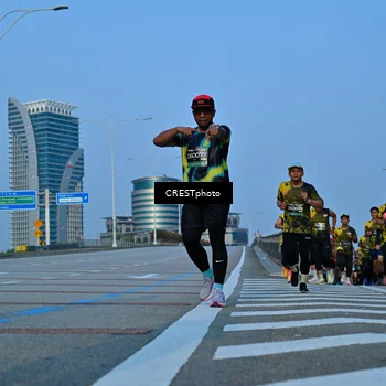 Runner Photo 6356190