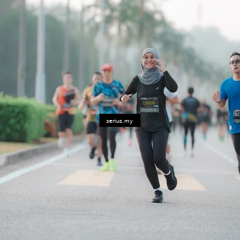 Runner Photo 6356200
