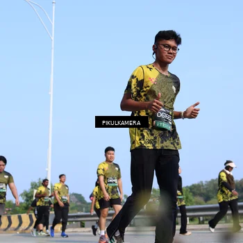 Runner Photo 6356212