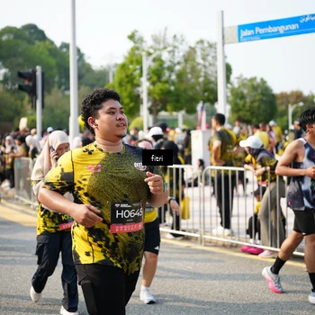 Runner Photo 6356217