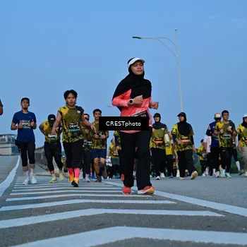 Runner Photo 6356250