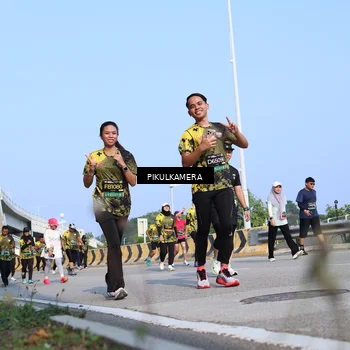 Runner Photo 6356306