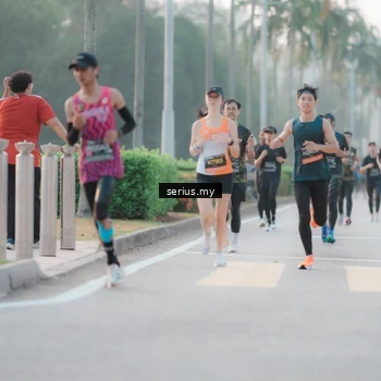 Runner Photo 6356327